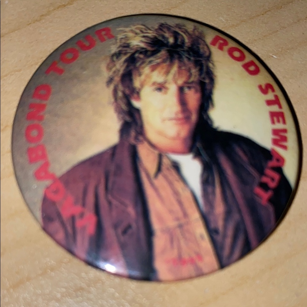 Vintage Rod Stewart Vagabond Tour Pin Pinback Button Souvenir 1992
